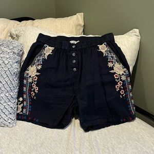 Johnny Was Linen Embroidered Shorts -Medium